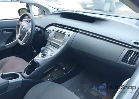 2014 Toyota Prius Two z USA, uszkodzony, nr VIN JTDKN3DU5E1780006